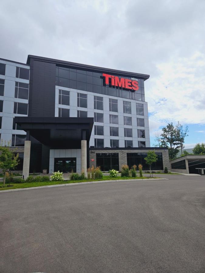 Grand Hotel Times Blainville-Mirabel Екстериор снимка